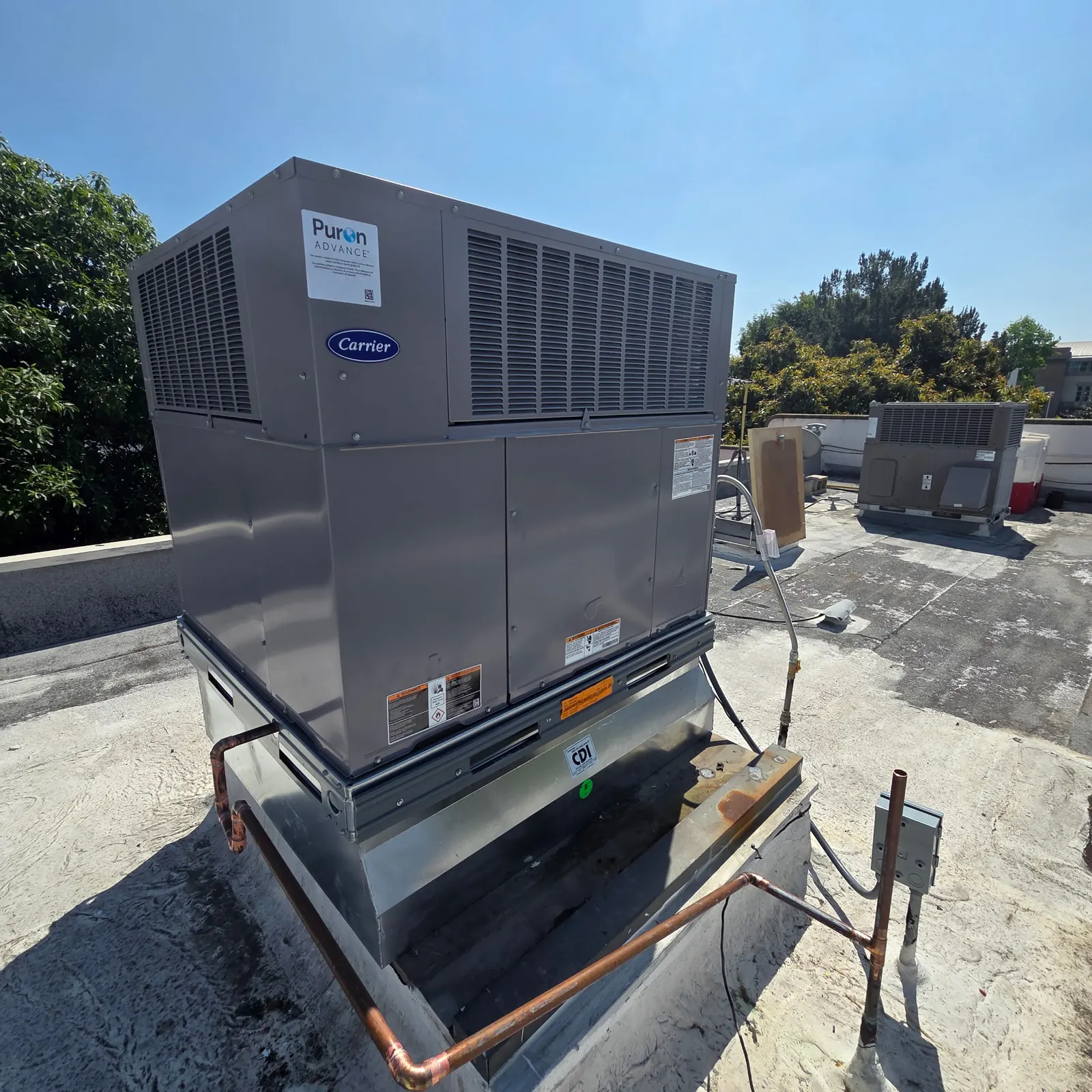 Light commercial rooftop HVAC unit